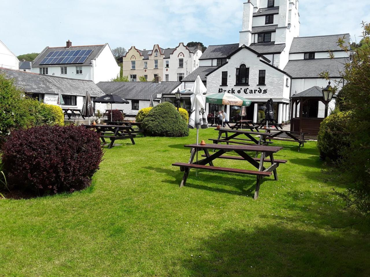 The Pack O' Cards Hotel Combe Martin Buitenkant foto